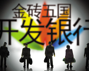 为什么银行对高龄客户服务有特殊规定？