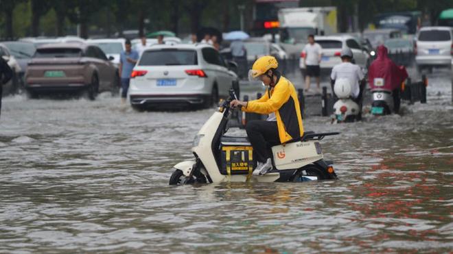 美团的真正威胁藏在暗处