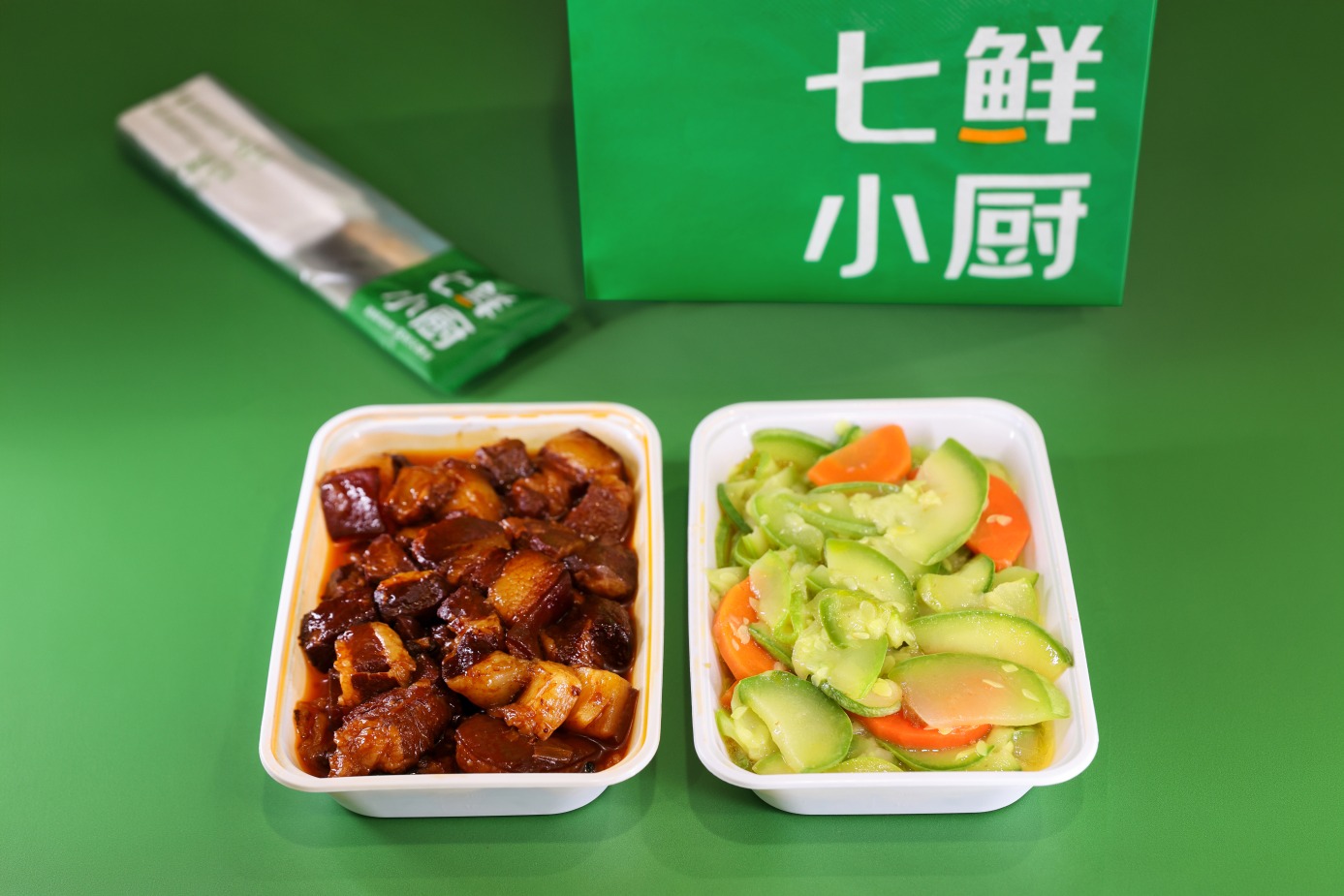 “超市干饭”掀起消费新风潮,七鲜小厨机器人现炒点燃线下商超烟火气 第2张 “超市干饭”掀起消费新风潮,七鲜小厨机器人现炒点燃线下商超烟火气 第2张